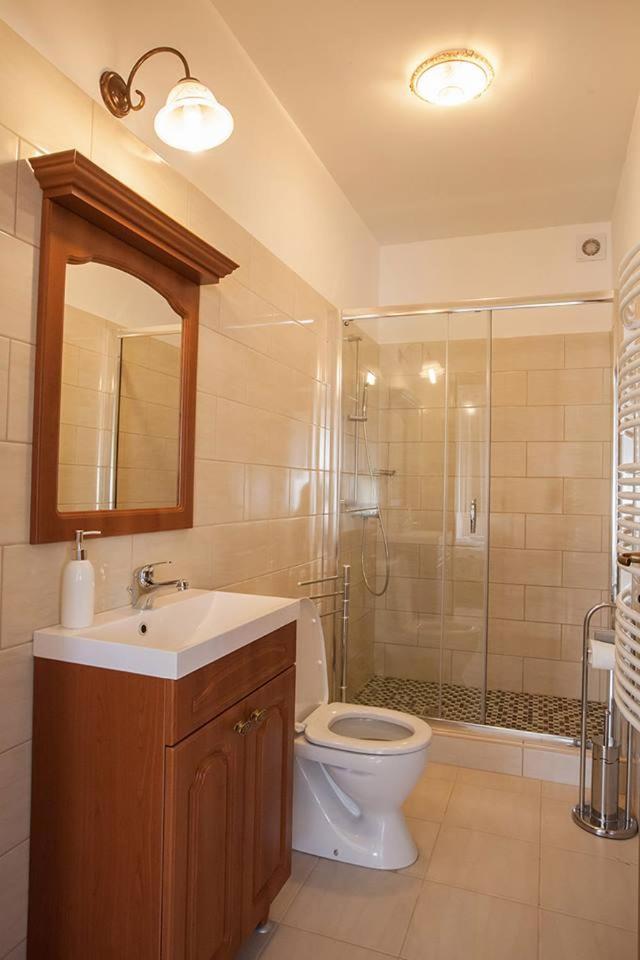 Hotel Wekler Csaladi Pinceszet Es Panzio Mecseknádasd Zewnętrze zdjęcie